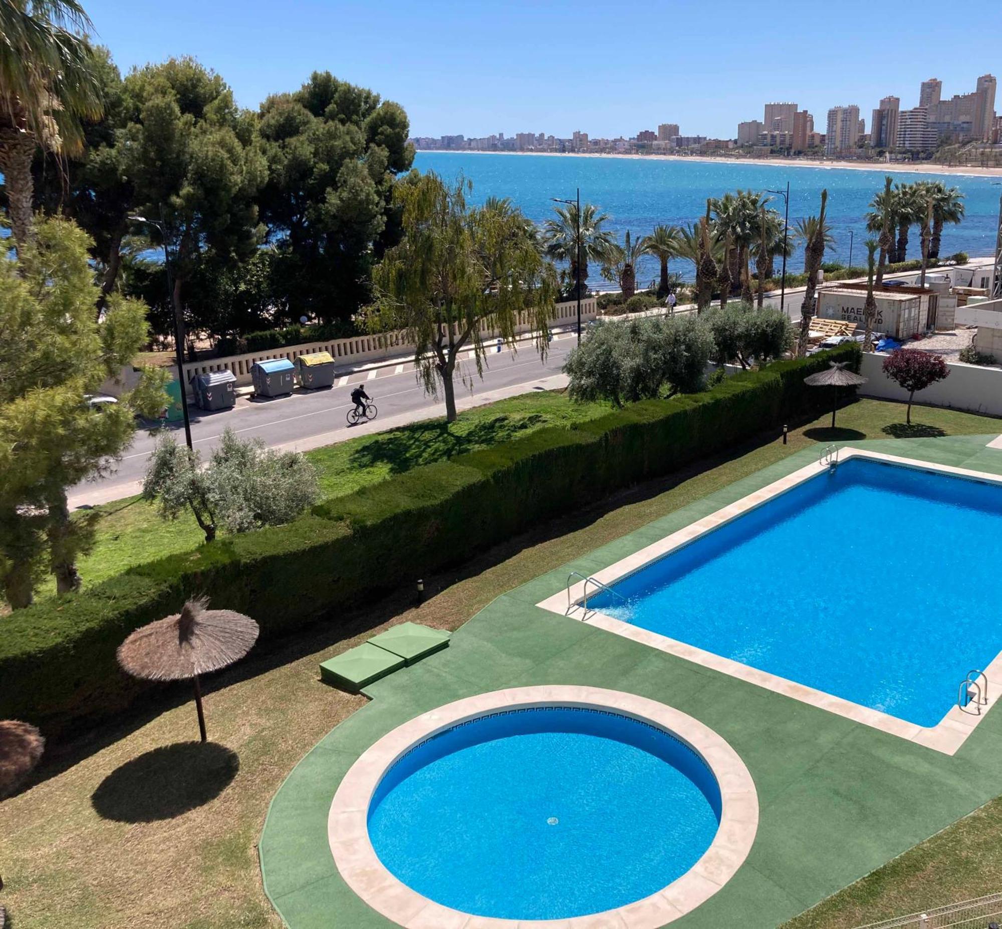 B L U E: Muchavista Sea View Apartment El Campello Exteriör bild